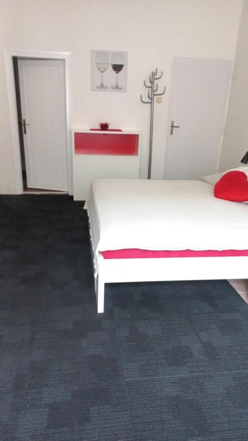 Apartmany Karlštejn Buitenkant foto
