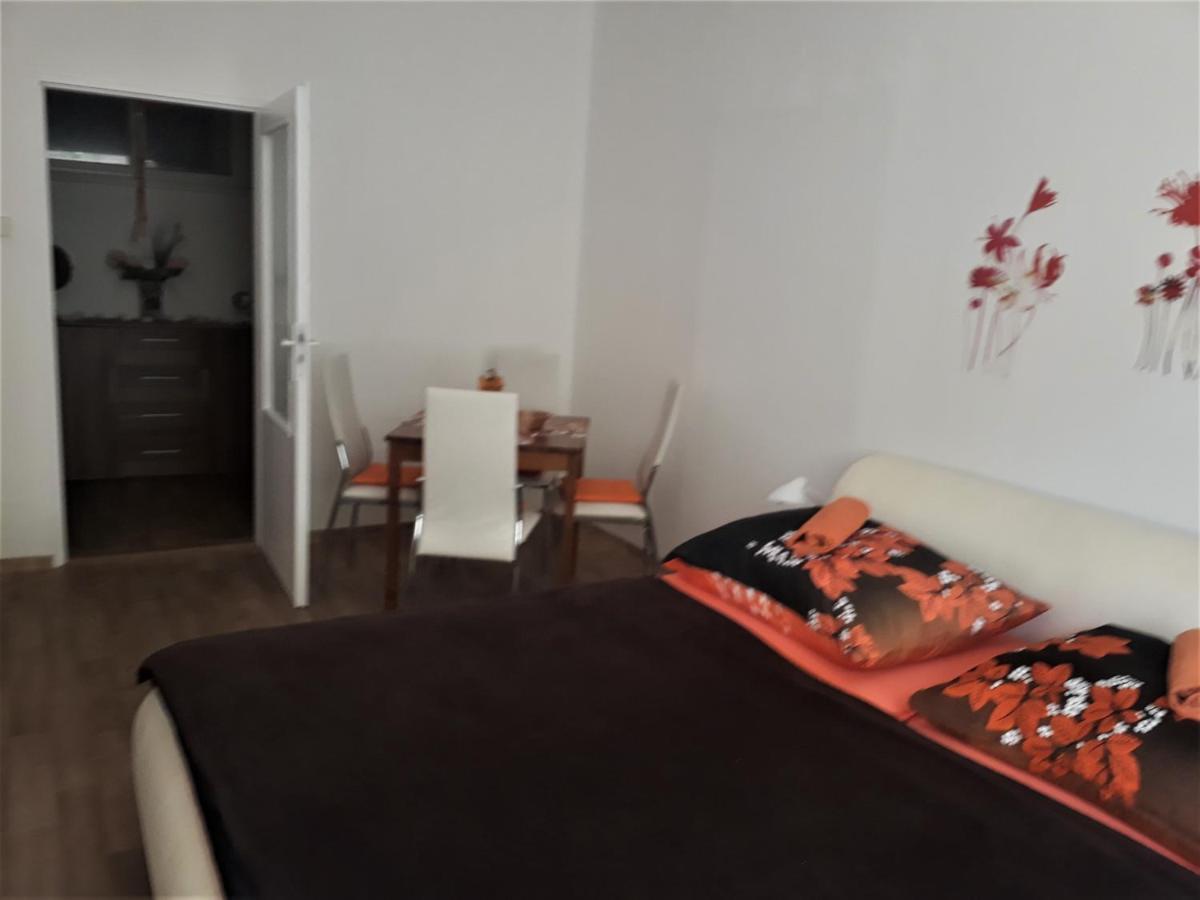 Apartmany Karlštejn Buitenkant foto