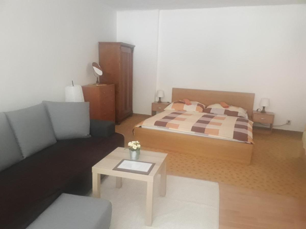 Apartmany Karlštejn Buitenkant foto